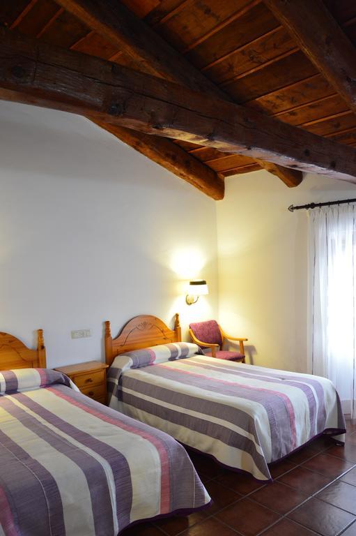 Hostal De Montana La Casa Grande Nogueruelas Szoba fotó
