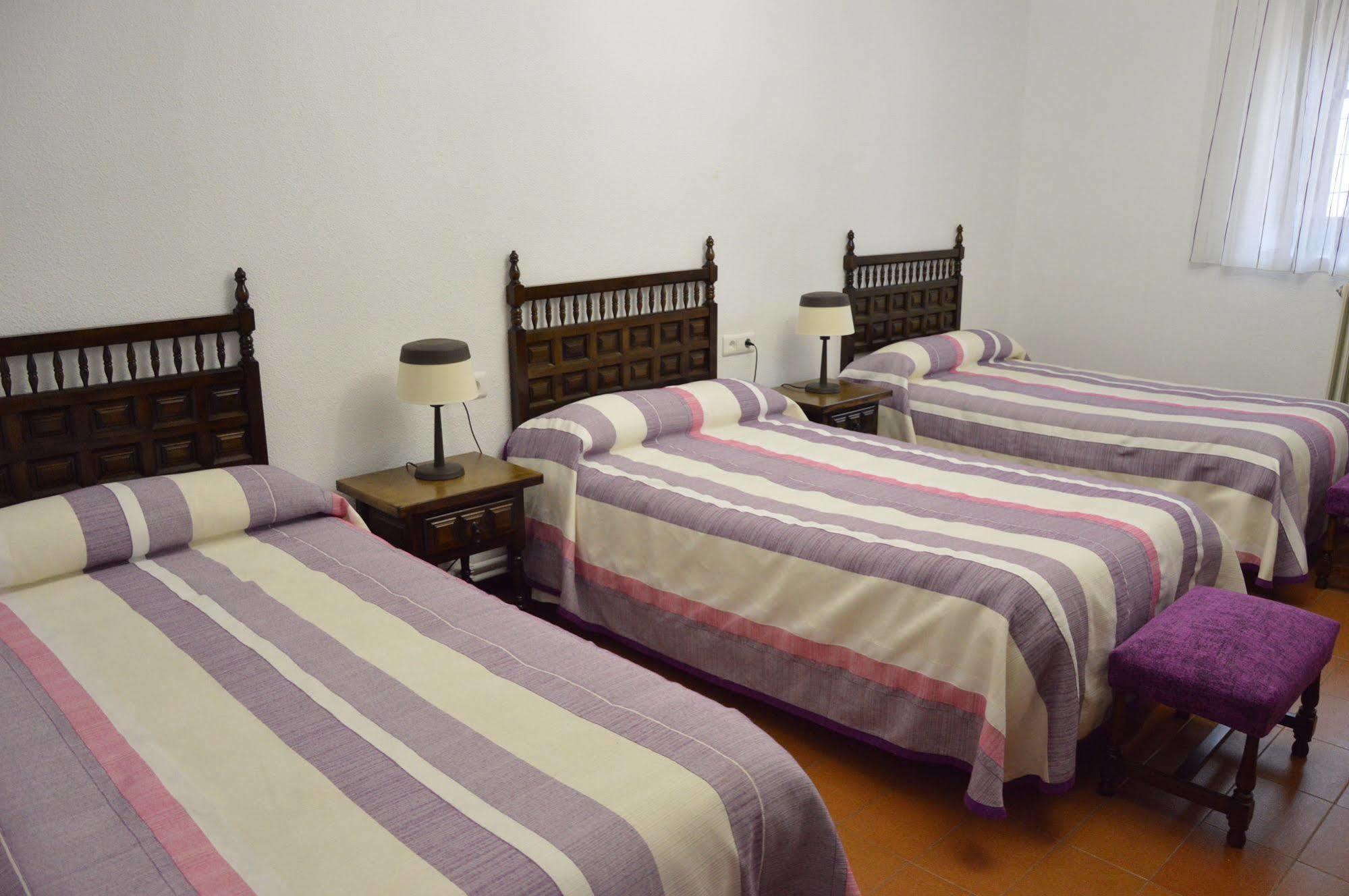 Hostal De Montana La Casa Grande Nogueruelas Kültér fotó